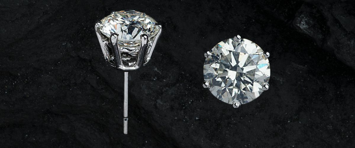 5 Steps to Clean Your Diamond Earrings