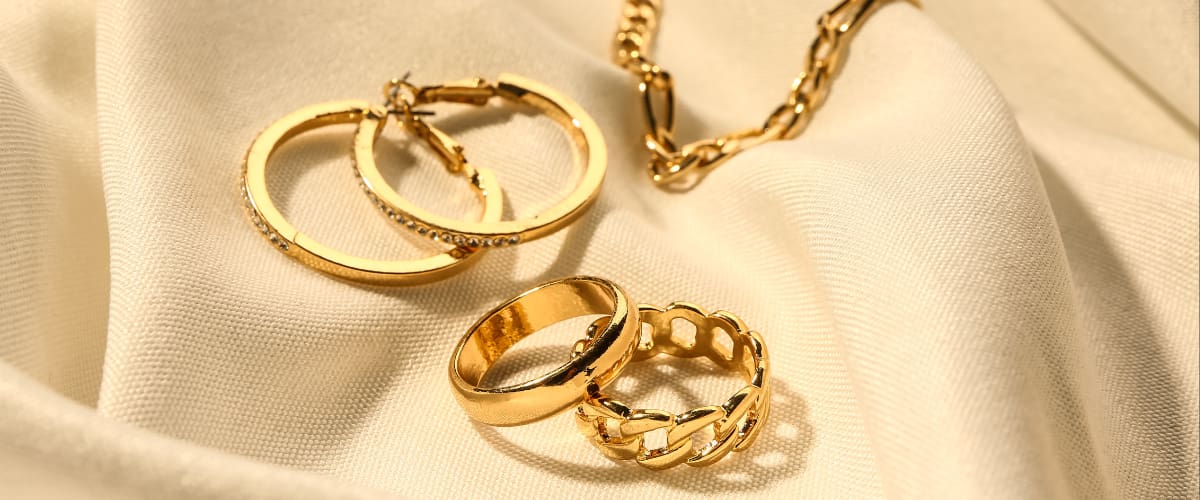 What is Yellow Gold? Is Yellow Gold Real Gold?