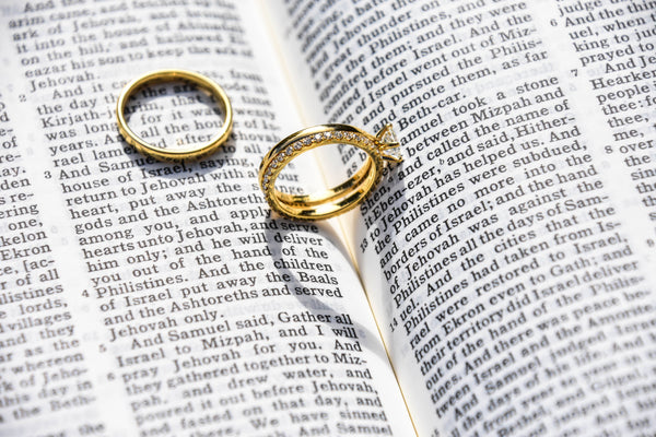 How To Pick Wedding Jewellery - For Him & Her