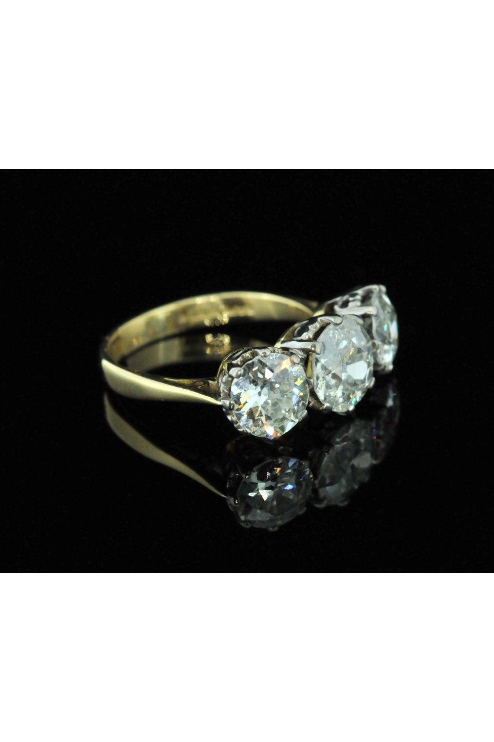 Elegant 3 Stone Diamond Ring 3.74ct