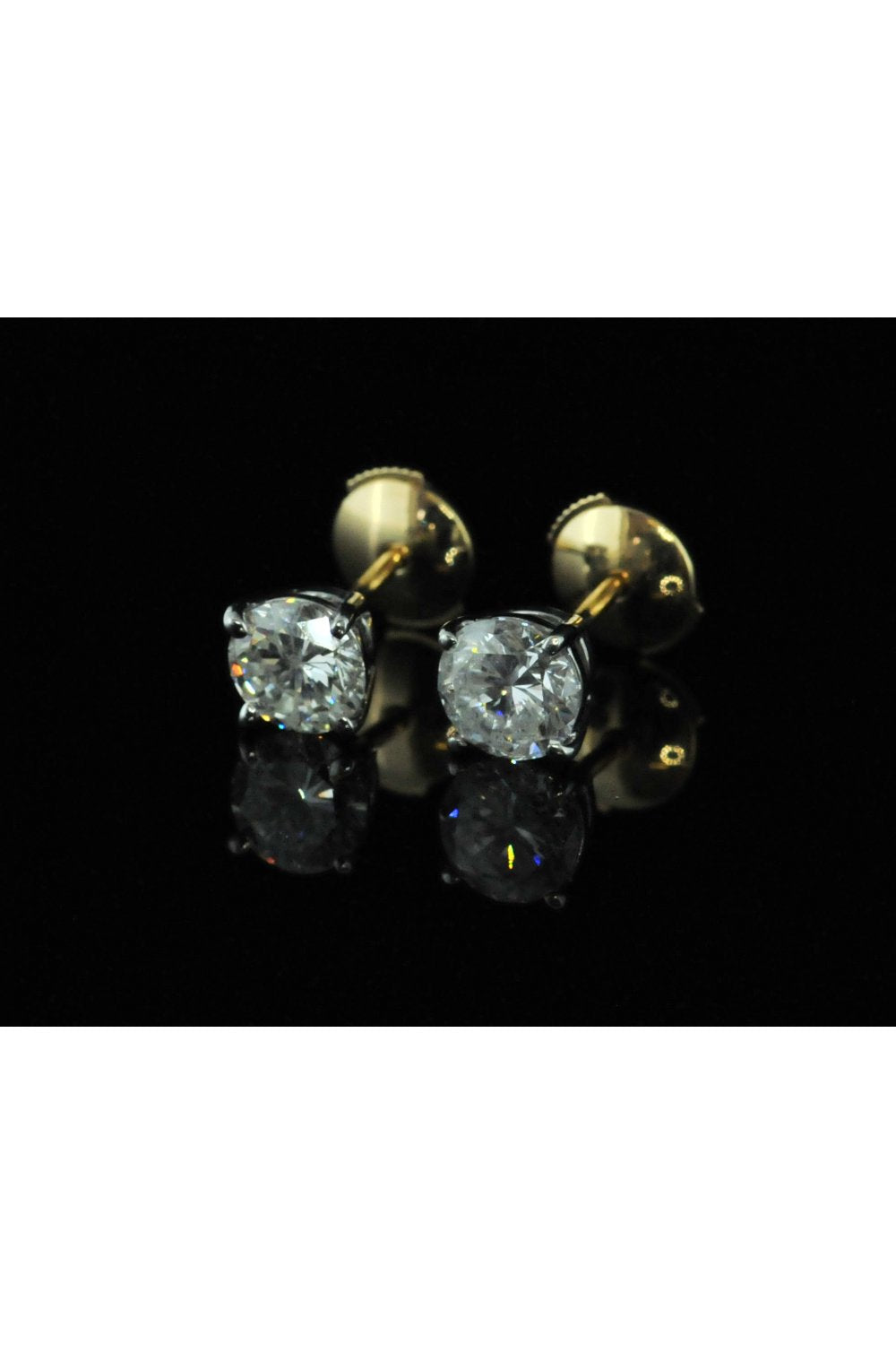 18ct Diamond Stud Earrings