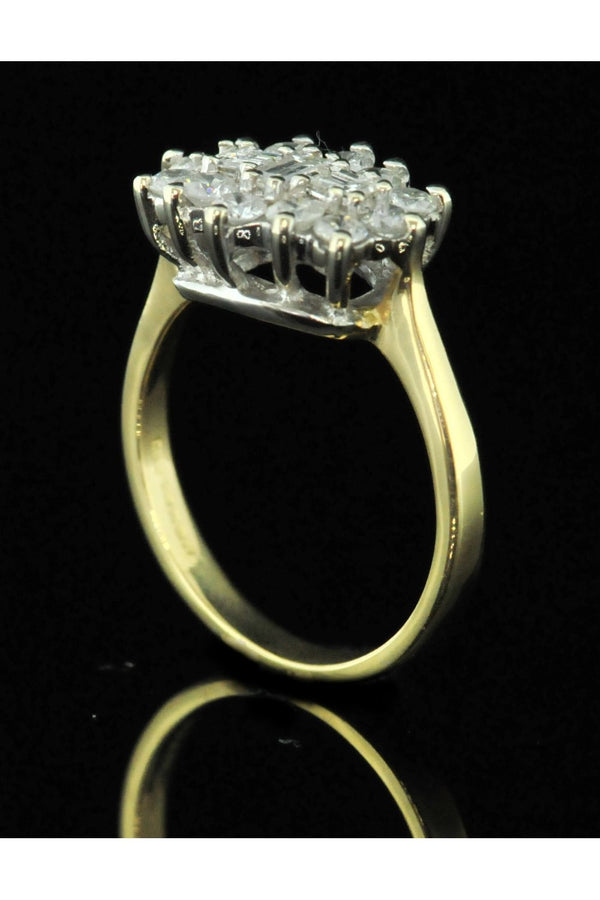 18ct Diamond Cluster Ring