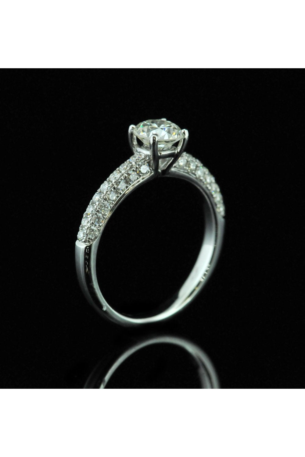 18ct White Gold Engagement Ring