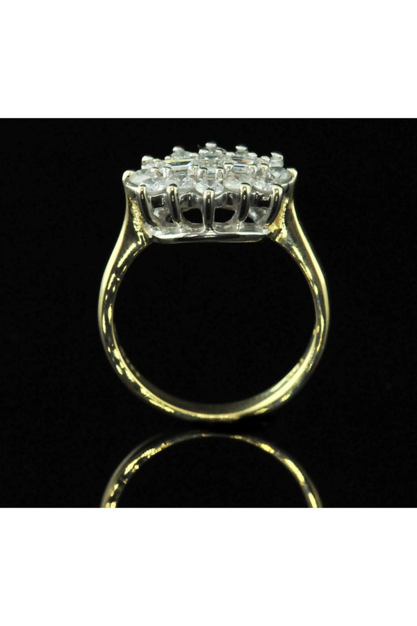 18ct Diamond Cluster Ring