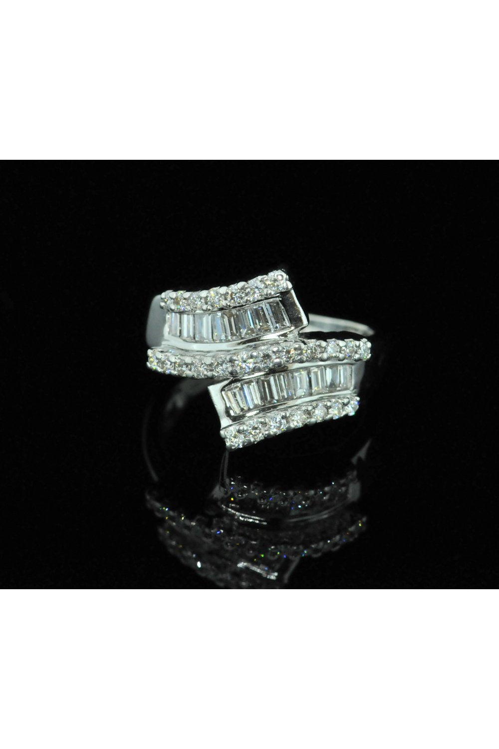 18ct White Gold Diamond Twist Ring