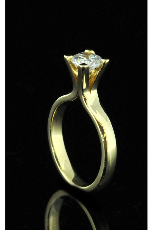 18ct Yellow Gold Engagement Ring 0.68ct