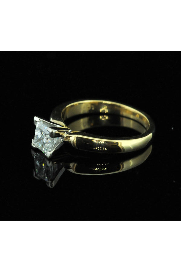 18ct Yellow Gold Princess Cut Diamond Ring Certified