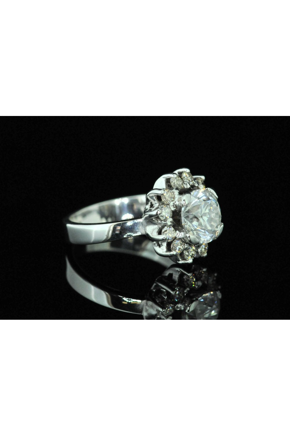 14ct White Gold Diamond Cluster Ring