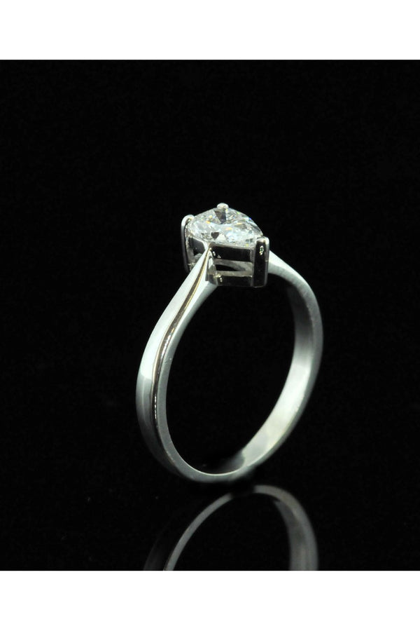 18ct White Gold Pear Cut Diamond Ring - 1.00ct
