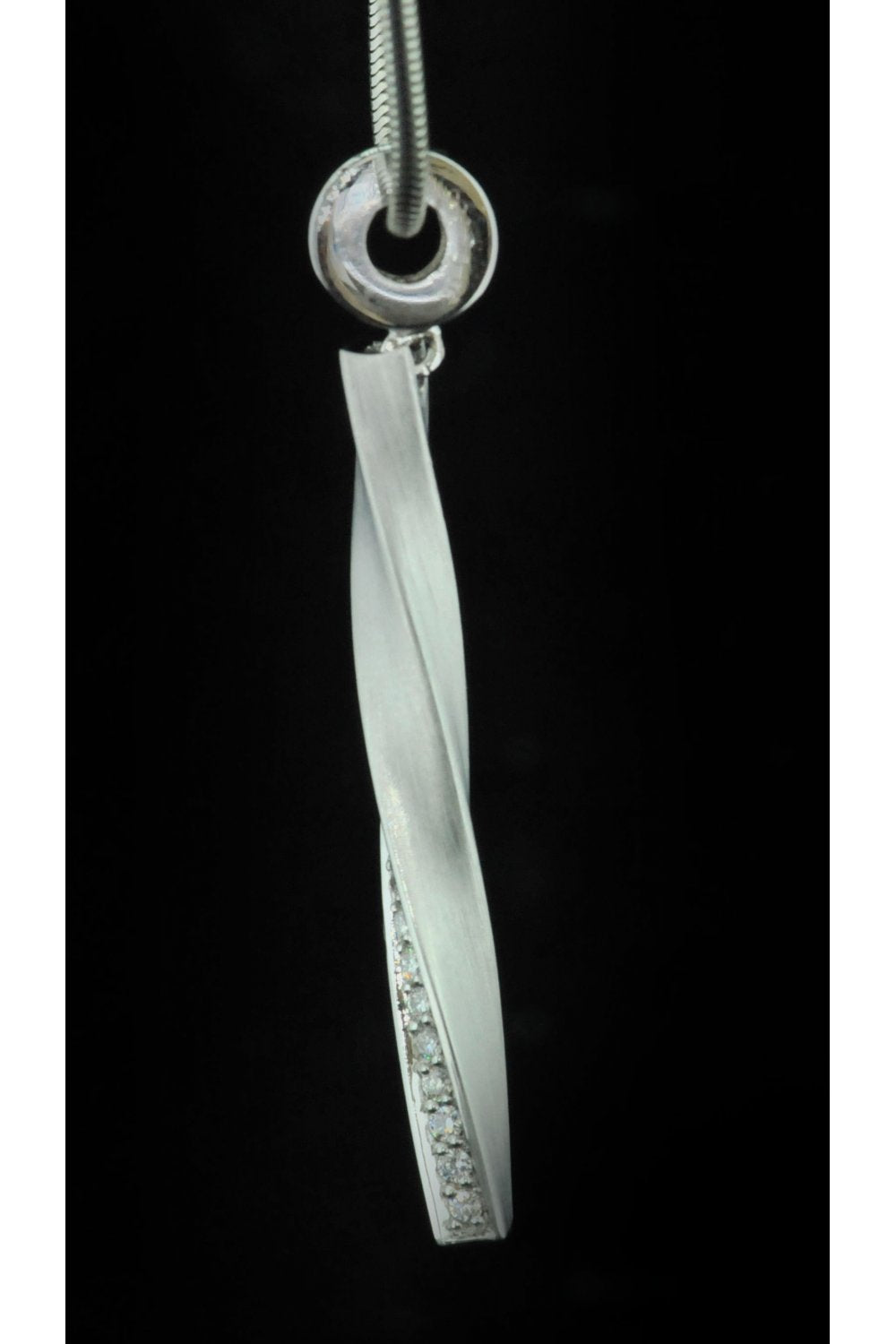 18ct White Gold Diamond Twist Pendant and Chain