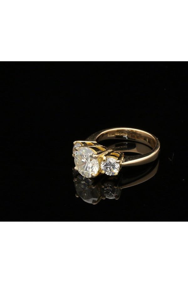 14ct Yellow Gold Three Stone Diamond Ring - 3.05ct
