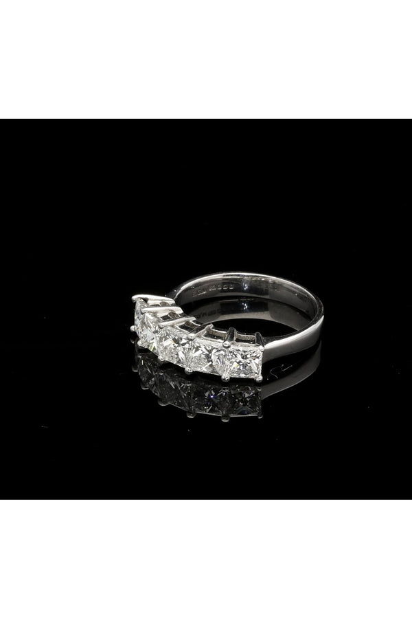 18ct White Gold 5 Stone Princess Cut Diamond Ring - 1.90ct