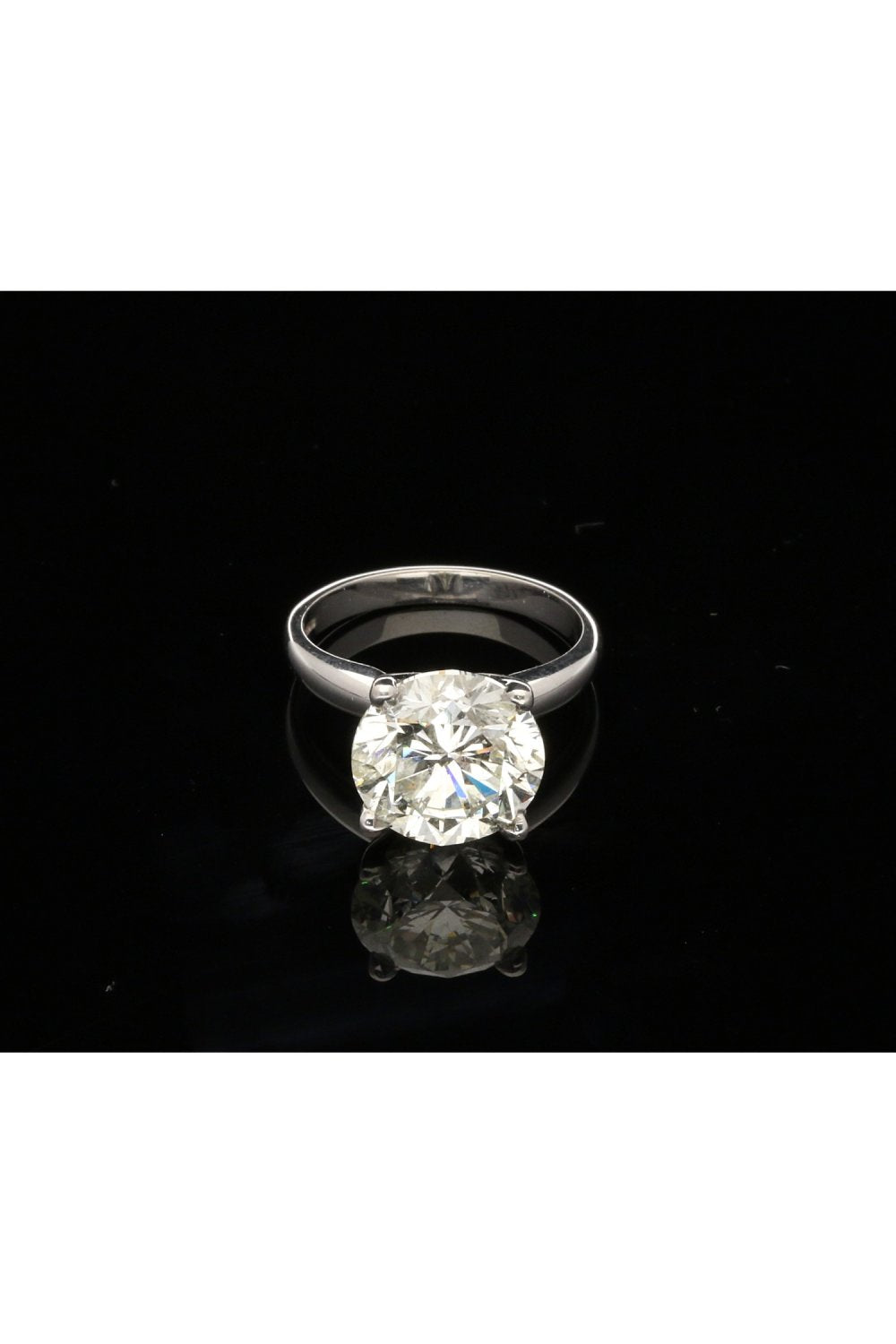 5.76ct Round Brilliant Cut Diamond Engagement Ring