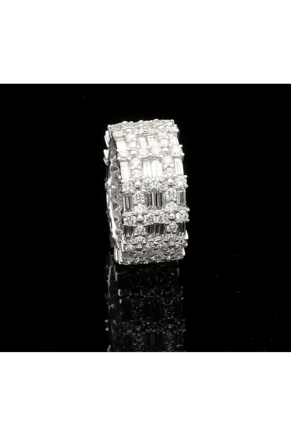 18ct White Gold Full Eternity Ring 5.2ct Diamond