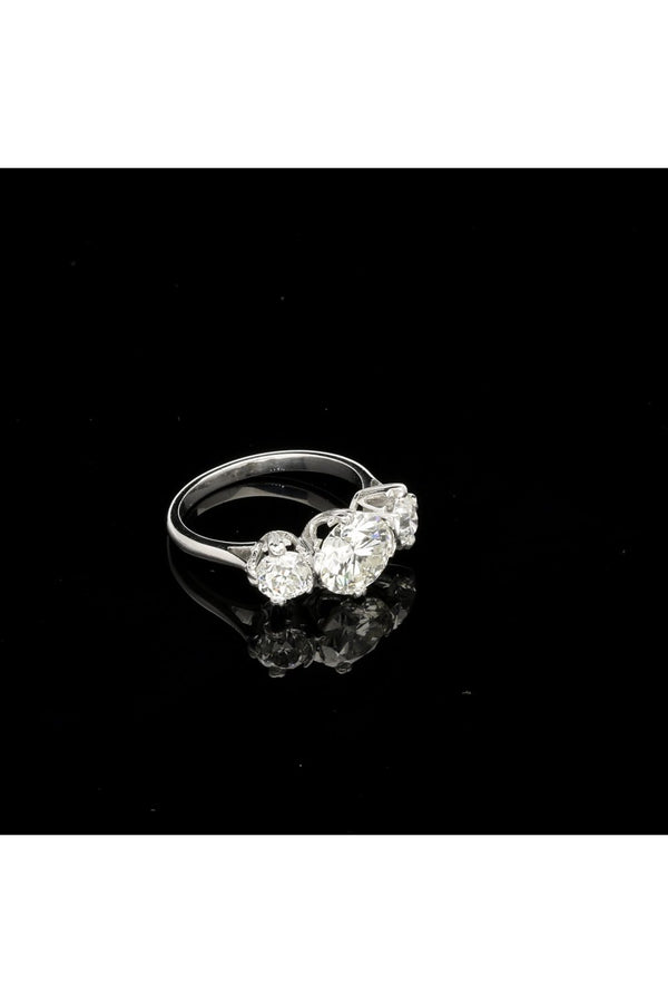 Stunning Platinum Pre Owned Three Stone Diamond Ring 3.29ct