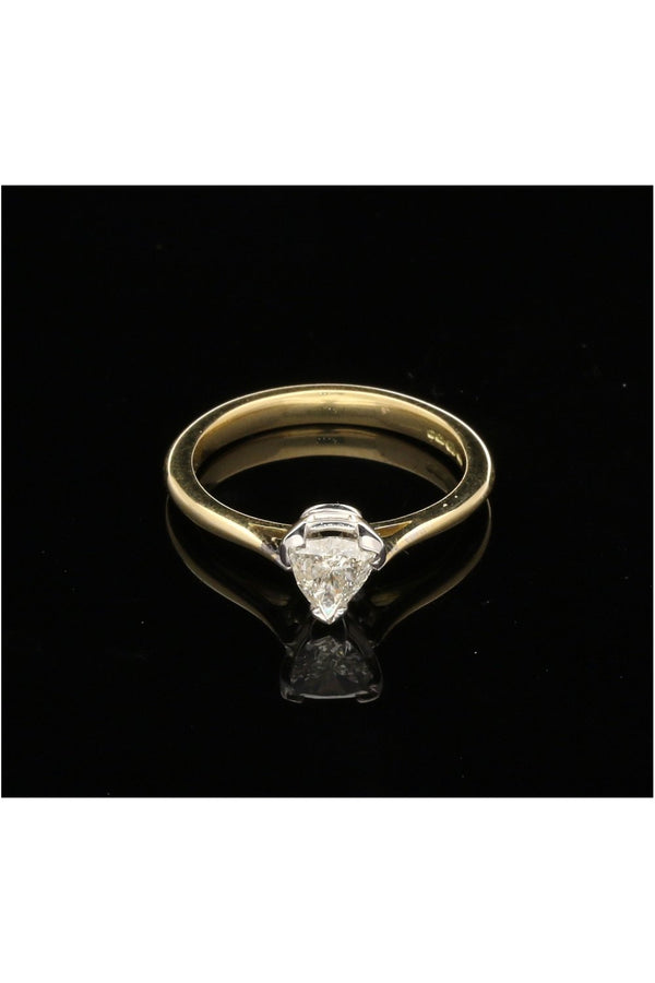 18ct Yellow Gold Trilliant Cut Diamond Engagement Ring