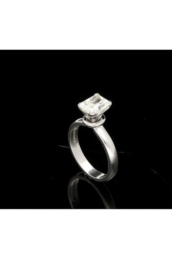 1.66ct Radiant Cut Diamond Platinum Engagement Ring
