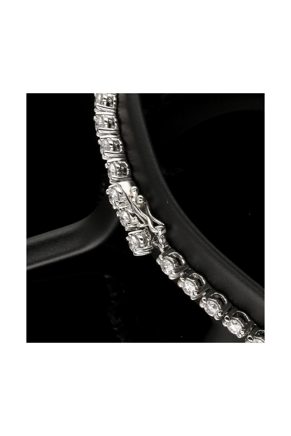Second Hand 18ct White Gold Diamond Bracelet 2.50ct
