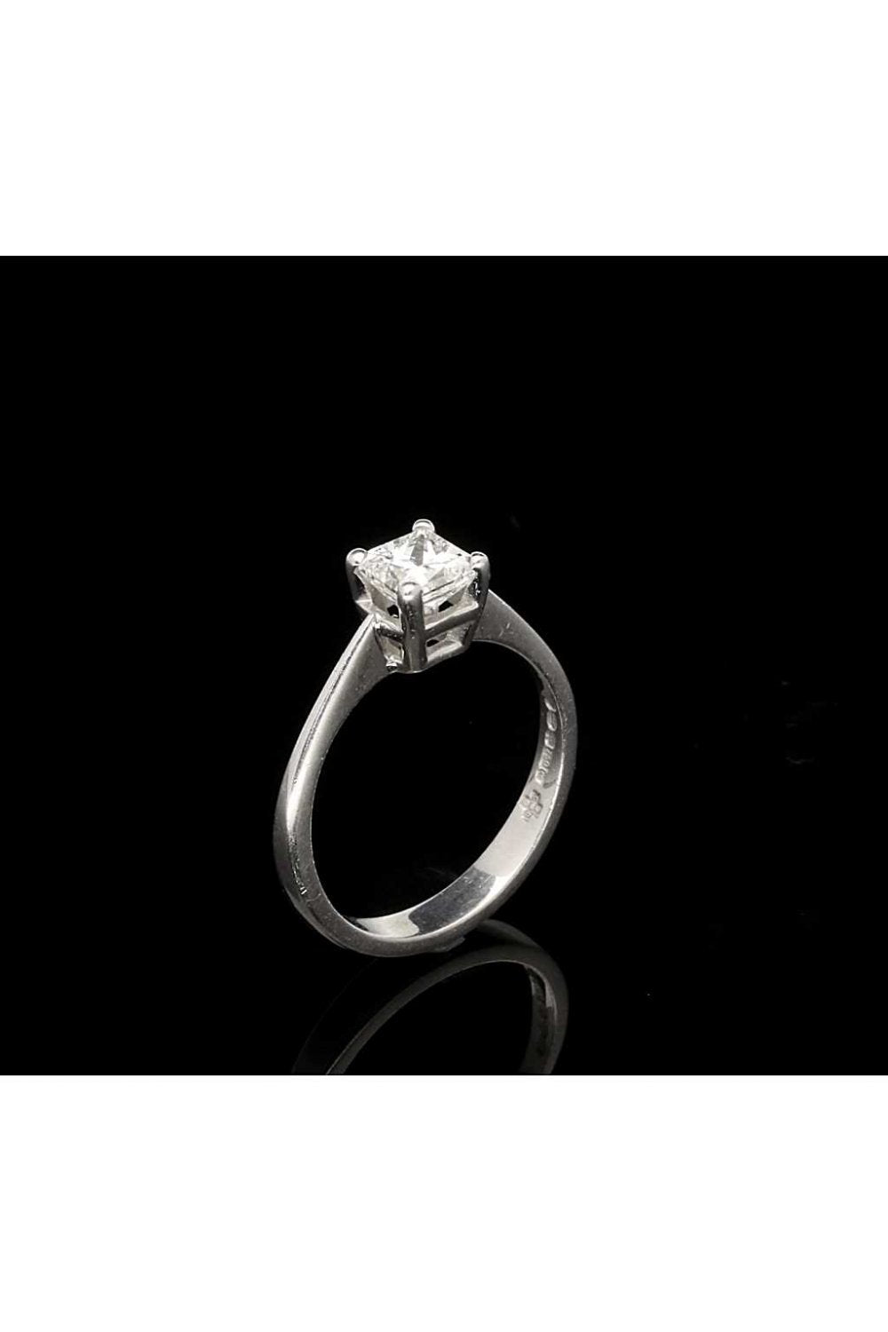 1.00ct Princess Cut Diamond Engagement Ring