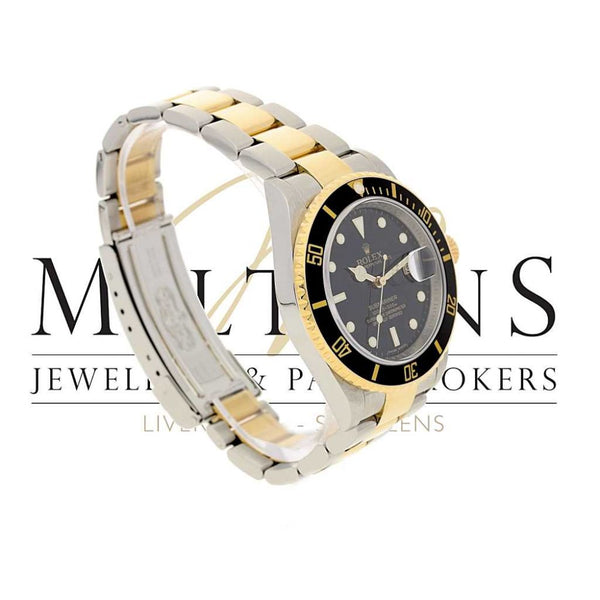 Second Hand Rolex Submariner 16613 - Steel and Gold - Black