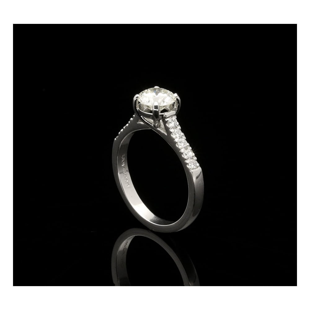 1.01ct Diamond Platinum Ring with Diamond Shoulders - Pre Owned