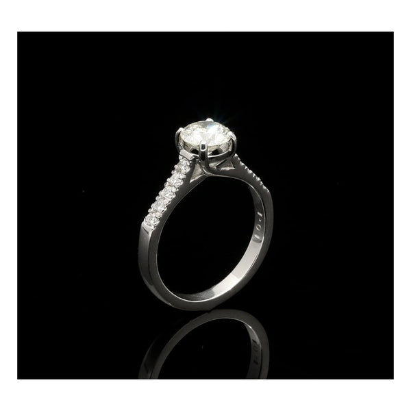 1.01ct Diamond Platinum Ring with Diamond Shoulders - Pre Owned