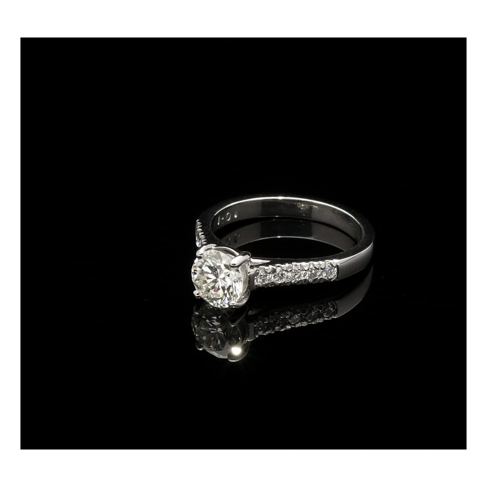 1.01ct Diamond Platinum Ring with Diamond Shoulders - Pre Owned