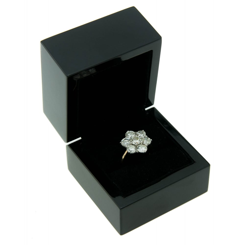 4.02ct 7 Stone Diamond Cluster Ring 18ct Yellow Gold