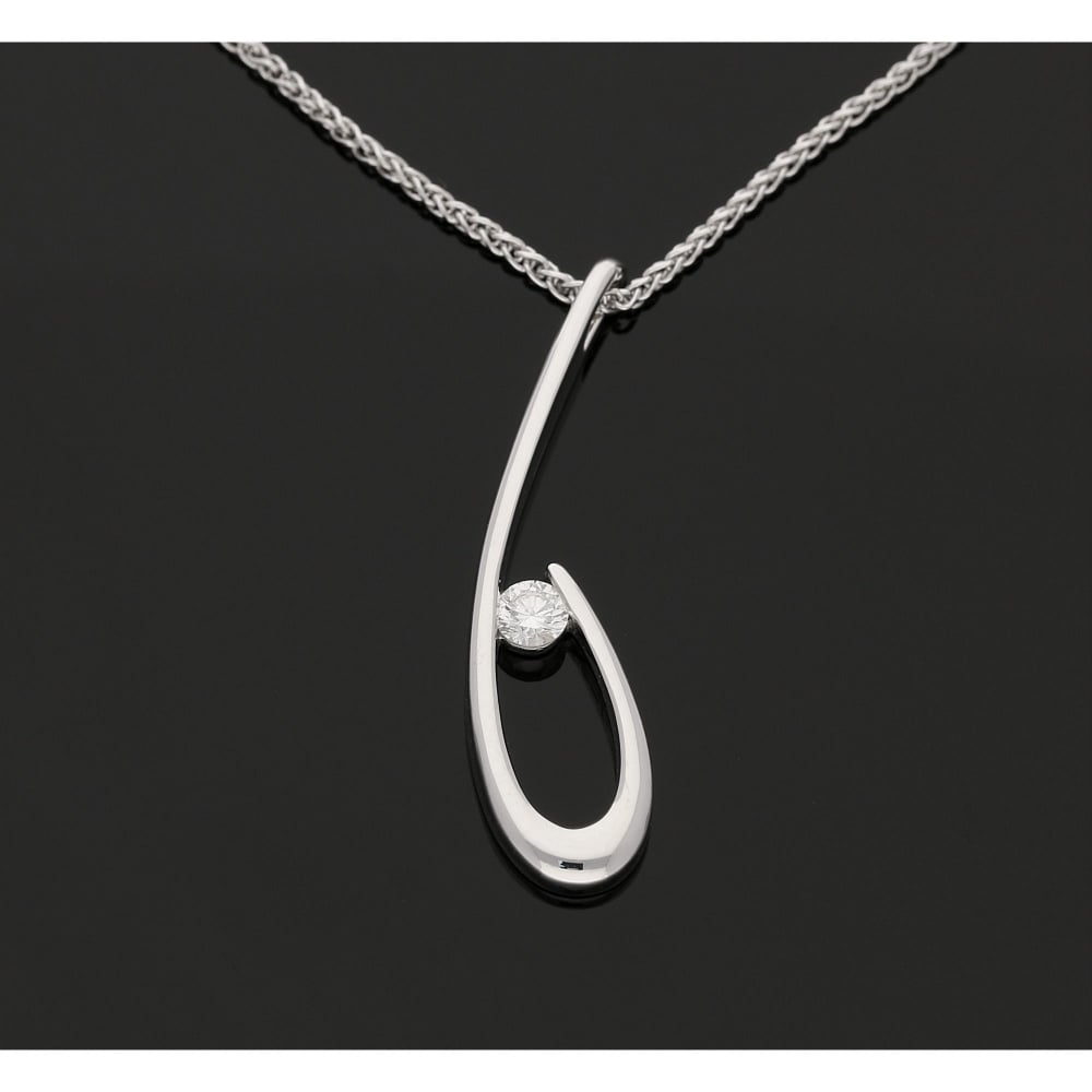 0.15ct 18ct White Gold Diamond Pendant & Chain