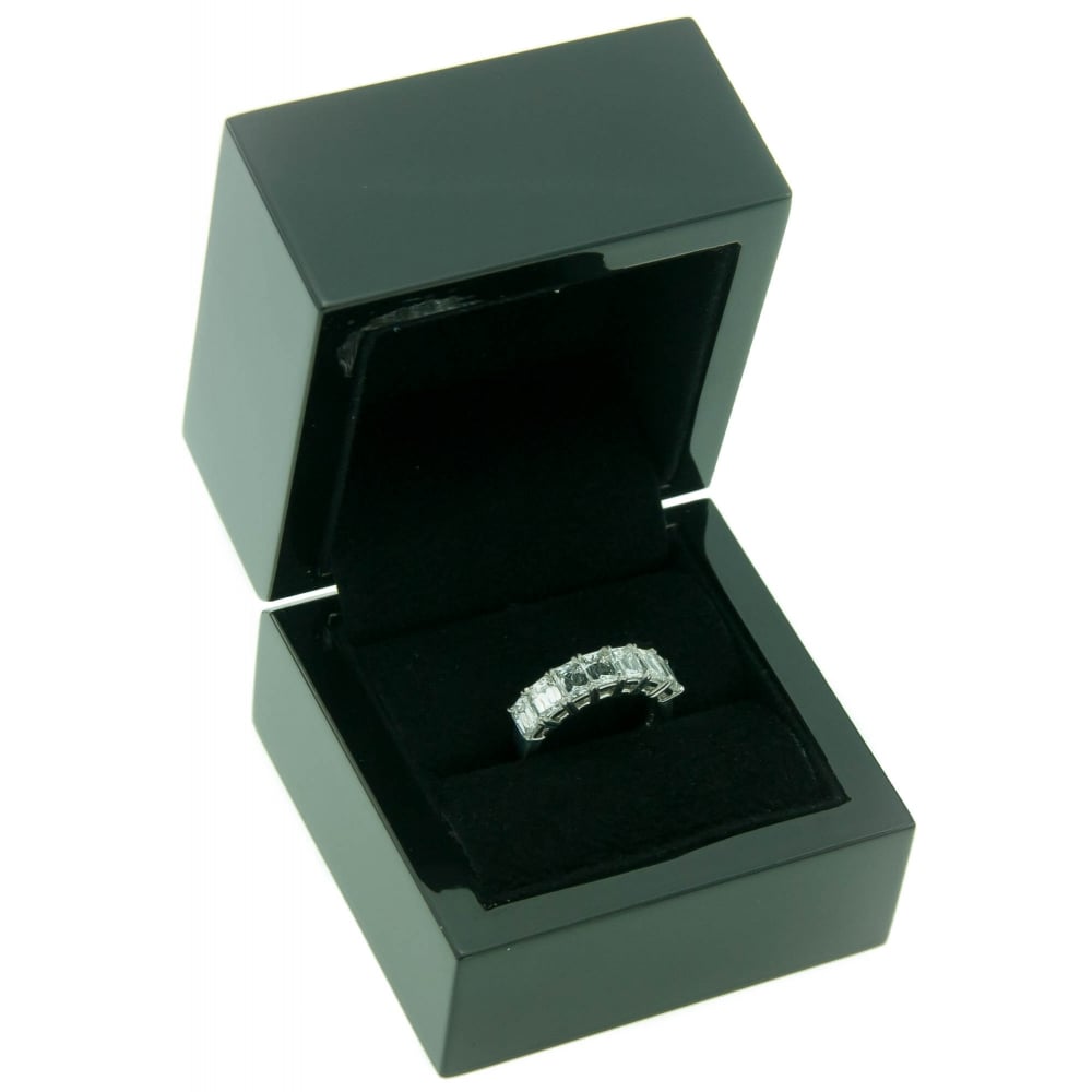 18ct White Gold 7 Stone Ashoka Cut Diamond Ring - 2.80
