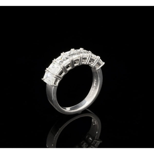 18ct White Gold 7 Stone Ashoka Cut Diamond Ring - 2.80