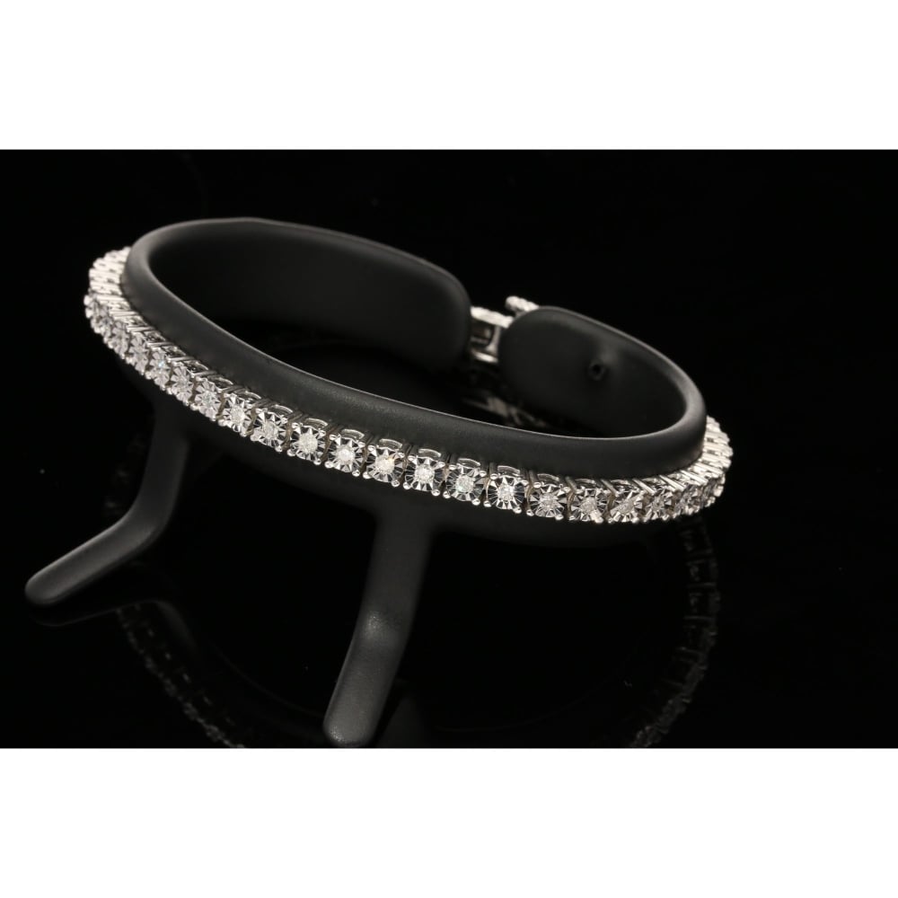 9ct White Gold Diamond Tennis Bracelet - 1.00ct