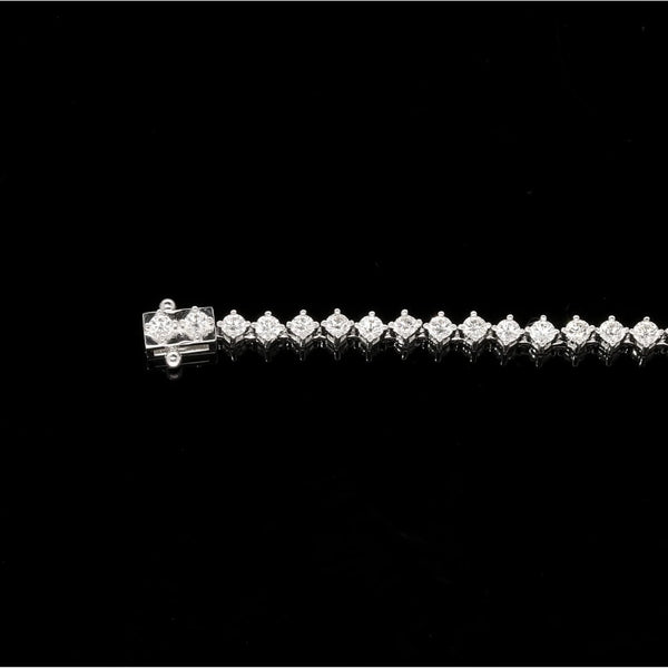 18ct White Gold Diamond Tennis Bracelet - 2.24ct