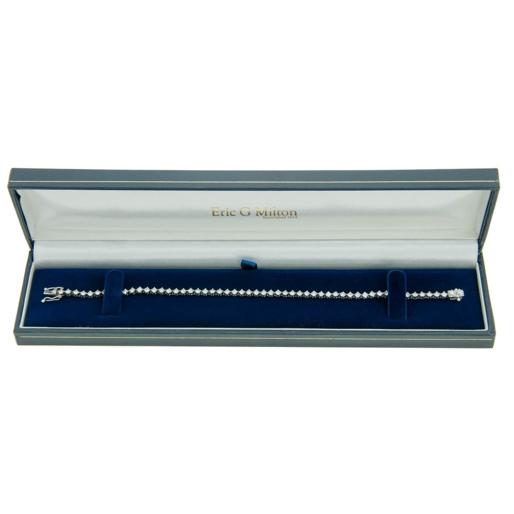 18ct White Gold Diamond Tennis Bracelet - 2.24ct