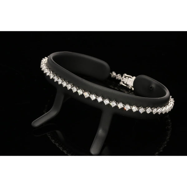 18ct White Gold Diamond Tennis Bracelet - 2.24ct