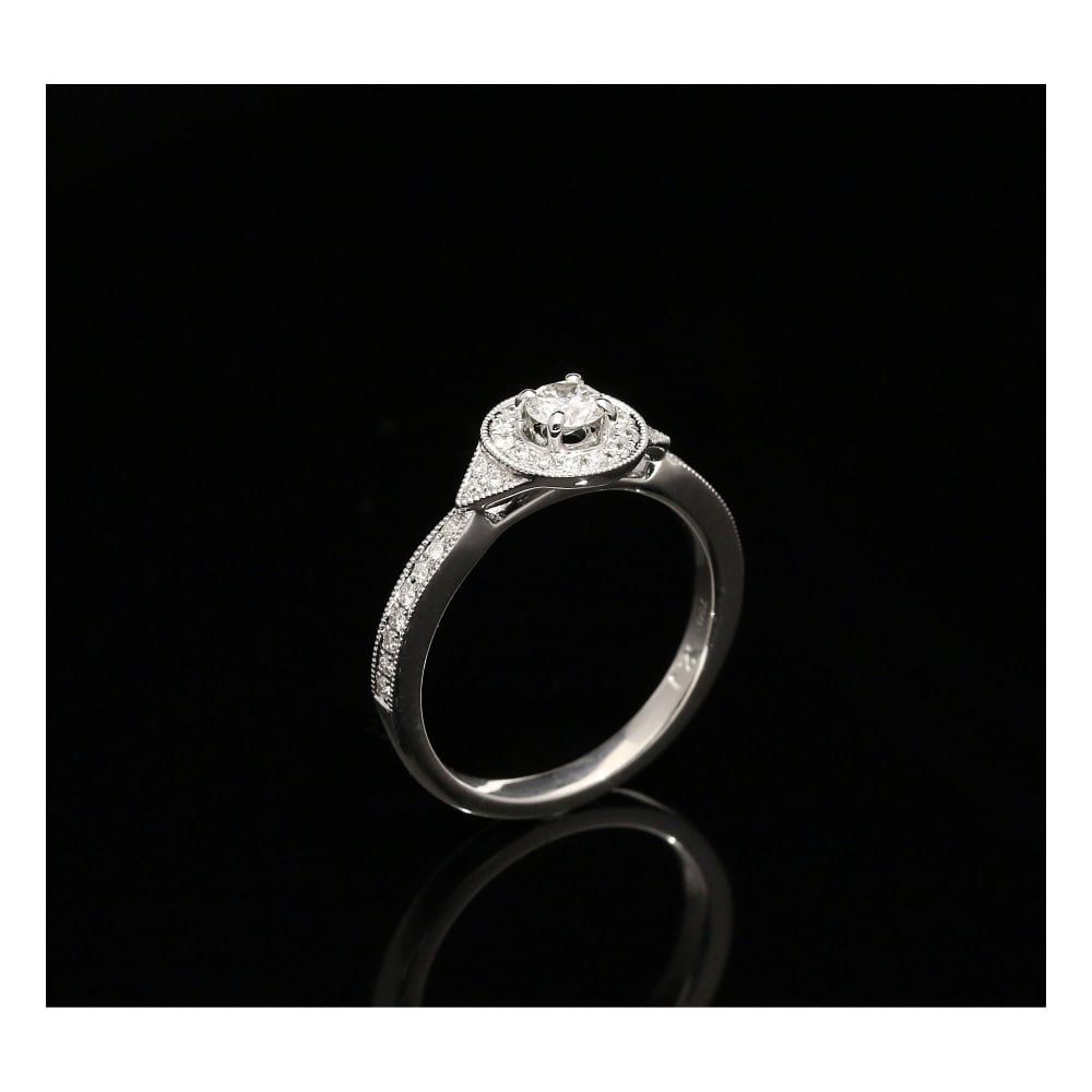 18ct White Gold Vintage Style Engagement Ring - 0.45ct
