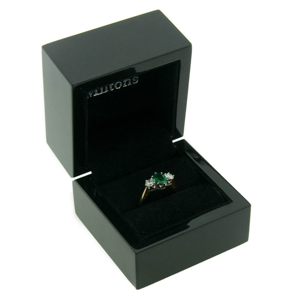 Emerald & Diamond 3 Stone 18ct Yellow Gold Ring