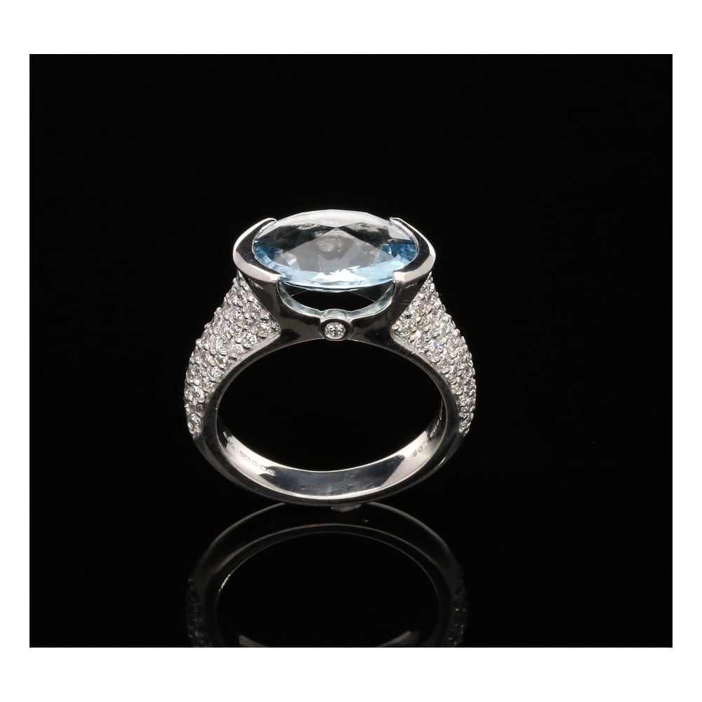 18ct White Gold Diamond & Aquamarine Ring - Size L - 9.7g