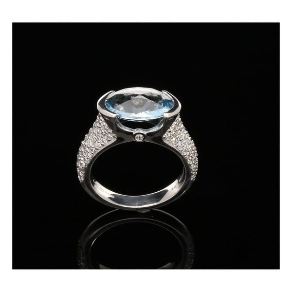 18ct White Gold Diamond & Aquamarine Ring - Size L - 9.7g