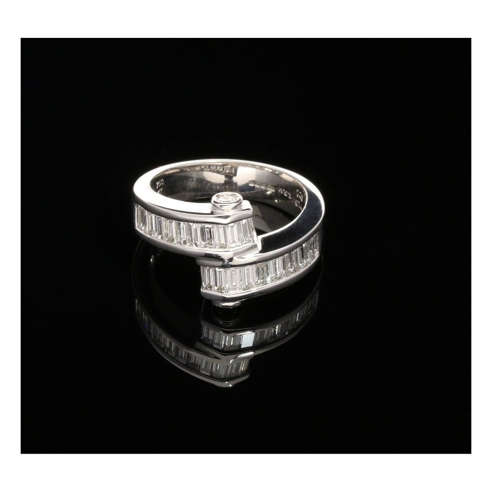 18ct White Gold 1.37ct Fancy Diamond Ring