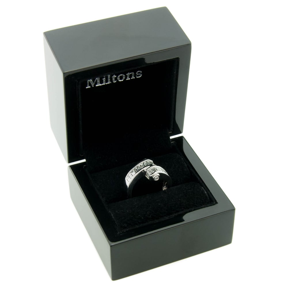 18ct White Gold 1.37ct Fancy Diamond Ring