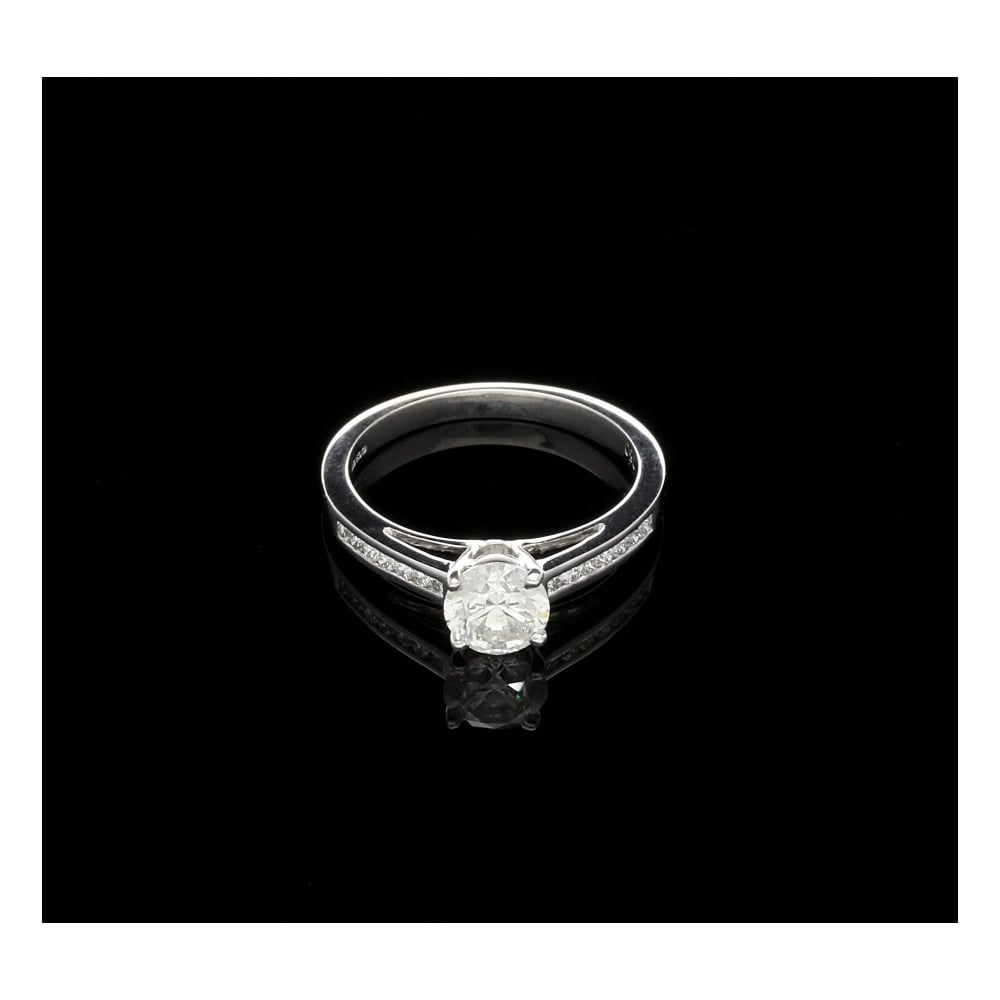 18ct White Gold 0.85ct Diamond Engagement Ring