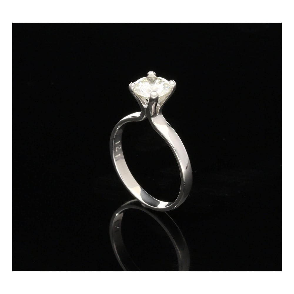 Platinum 1.21ct Round Brilliant Cut Diamond Engagement Ring