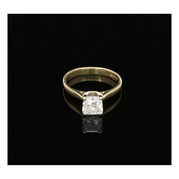 1.07ct Diamond Radiant Cut Engagement Ring 18ct Yellow Gold