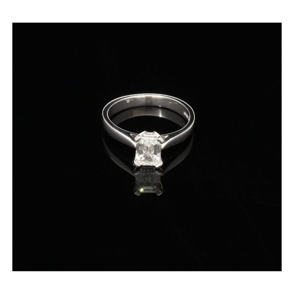 Platinum 0.86ct Emerald Cut Diamond Engagement Ring