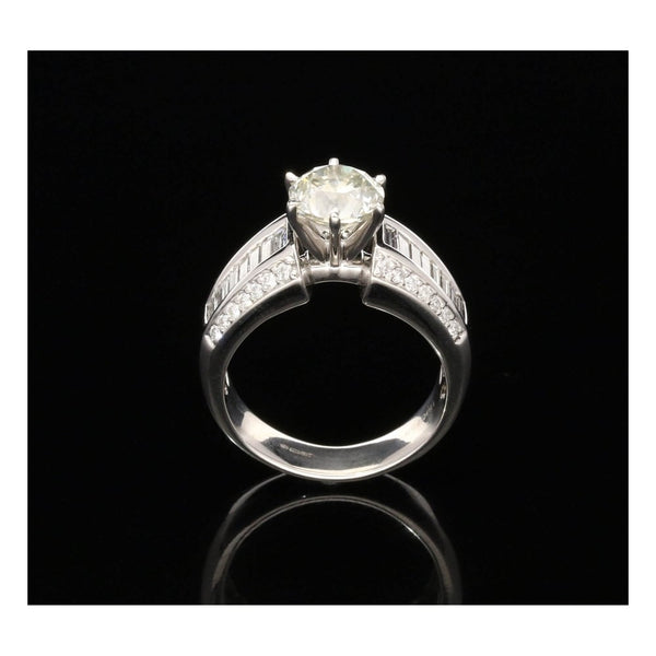 18ct White Gold 2.79ct Diamond Engagement Ring