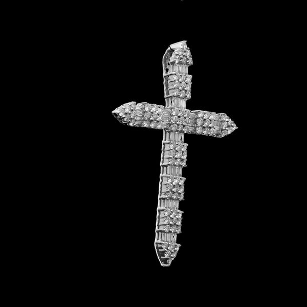 18ct White Gold 1.27ct Diamond Cross