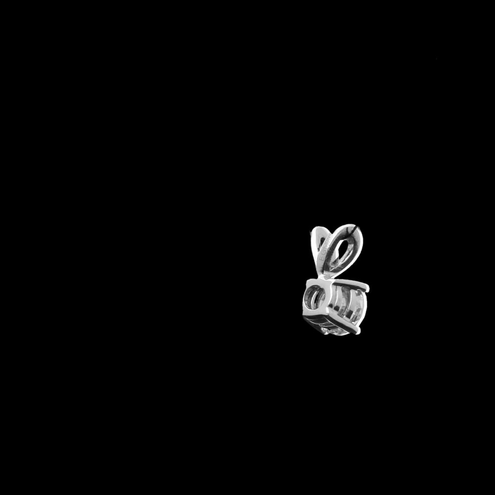 18ct White Gold 0.64ct Diamond Pendant