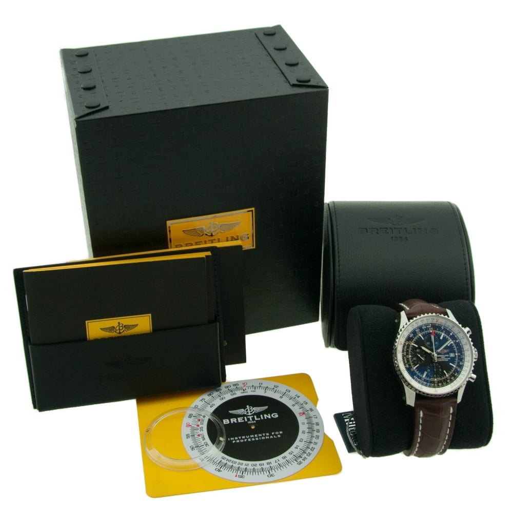 Navitimer A2432212 - Black Dial - Crocodile Leather Strap - 2014