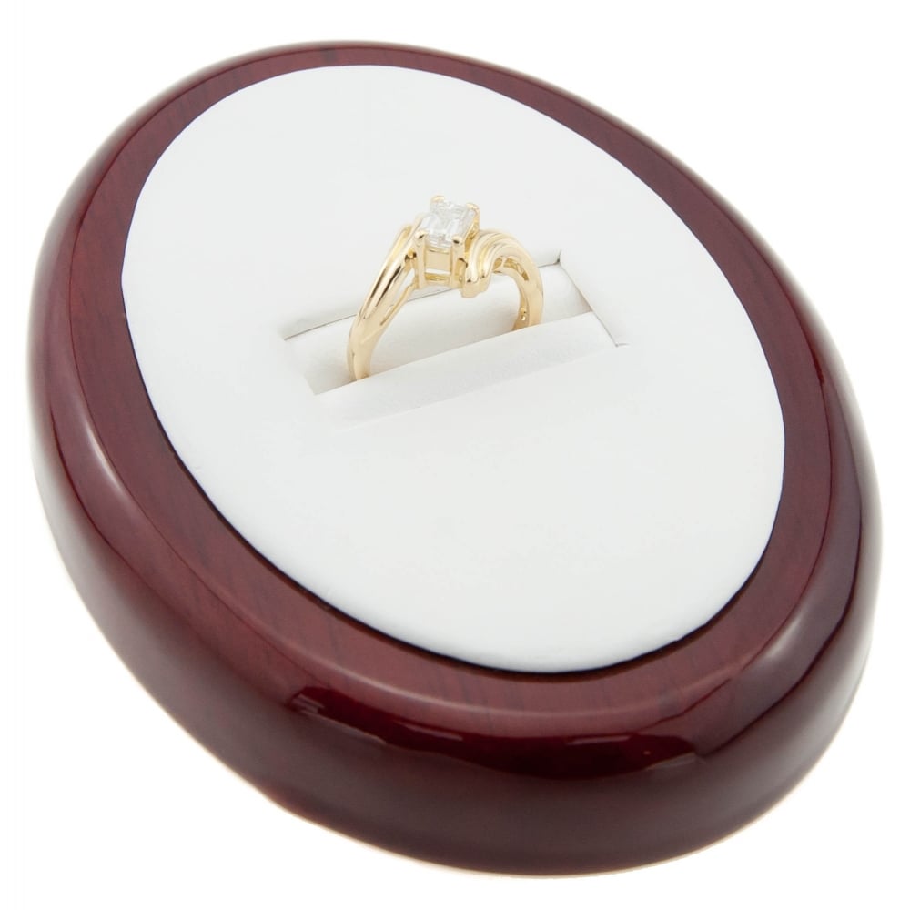 18ct Yellow Gold Diamond Engagement Ring - 0.66ct